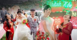 Chúng ta thường thấy, khi có cô con gái chuẩn bị về nhà chồng, trong các cuộc nói chuyện thì các ông bố bà mẹ rất hay nhắn nhủ với thông gia nhà mình rằng hãy hãy coi con dâu như con gái trong nhà.