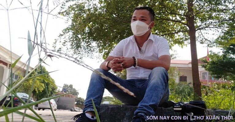 Sớm nay con đi, thơ Xuân Thời