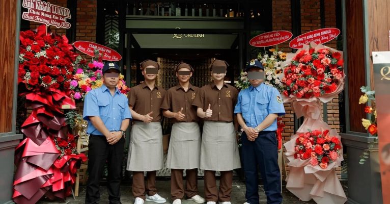 Nhà hàng Cơm niêu CKU LINH đang xử lý khủng hoảng sai cách hay họ lợi dụng scandal để làm truyền thông từ vụ Quang Linh Vlog?