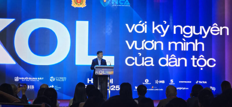 Sáng 18.8, Hội nghị "KOL với kỷ nguyên vươn mình của dân tộc" diễn ra với sự tham gia của gần 300 KOL tiêu biểu, đại diện từ 34 tỉnh, thành.