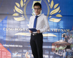 Anh Dũng là MC và cũng là một cựu QTV nhiệt huyết của CBT - trong Kỷ niệm 5 năm CBT - Hà Nội ngày 5.8.2022