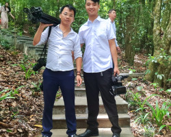 Cùng với Đình Trà - trong chuyến thăm Đền thờ Bác Hồ dịp 21_6_2022 với cơ quan DNĐT