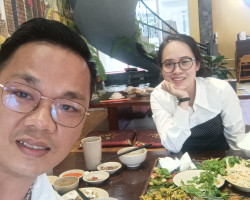 Em Tuyết Lan - lúc này đã là PV Báo Lao động - Ảnh chụp dịp 21.6.2025