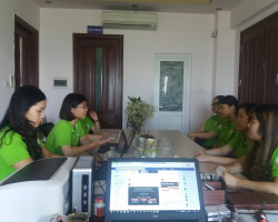 Đội ngũ nhân sự của Cty Tuổi Trẻ Xanh trực tiếp hỗ trợ hoạt động của CBT thời kỳ đầu (ba)