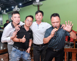 Từ trái qua phải: NB Nguyễn Bắc - Xuân Thời - Thùy Lương - Lã Vinh trong dịp gặp CLB Báo chí Nam Định tết 2024