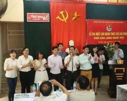 Lễ ra mắt Chi đoàn tại Thời báo Làng nghề Việt - ngày 17.11.2015